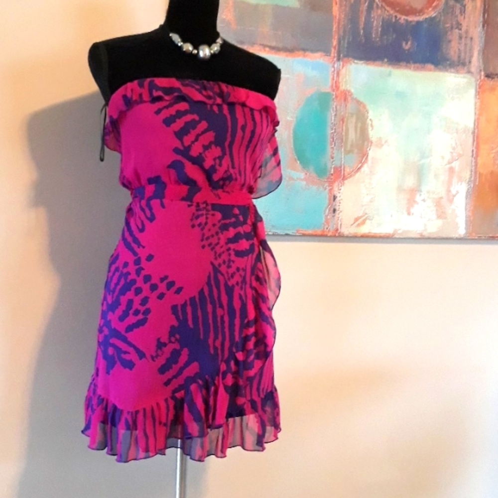 Modern Love Fuchsia /Purple Bold Print  Sleeveless Party Dress Ruffled Dress Med